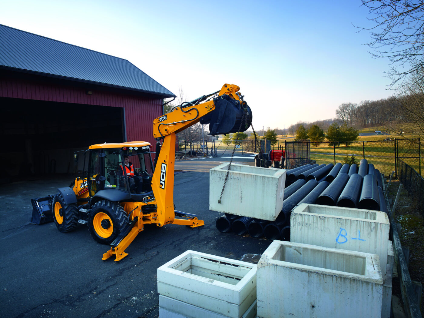 New  4CX-15 SUPER BACKHOE LOADER at Briggs JCB