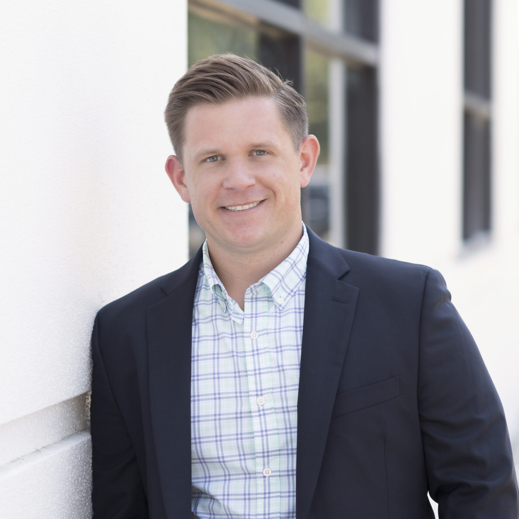 Headshot of Dylan Zobkiw